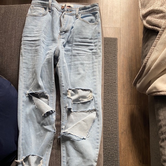 Light ripped jeans - Picture 4 of 4